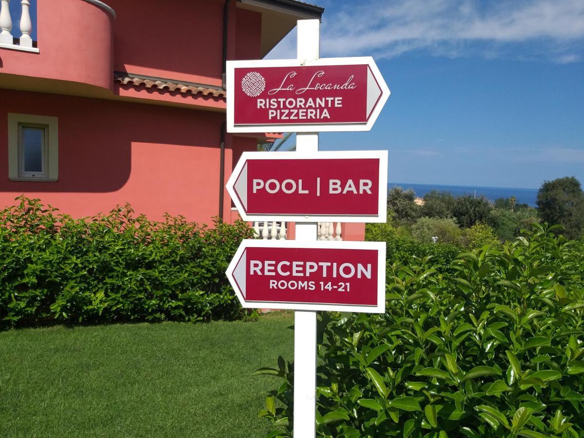 Borgo Di Santa Barbara Hotel Santa Domenica  Exterior photo